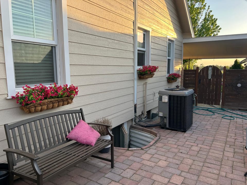 We put the ‘Fun’ in your stay! Vacation rental in College Place