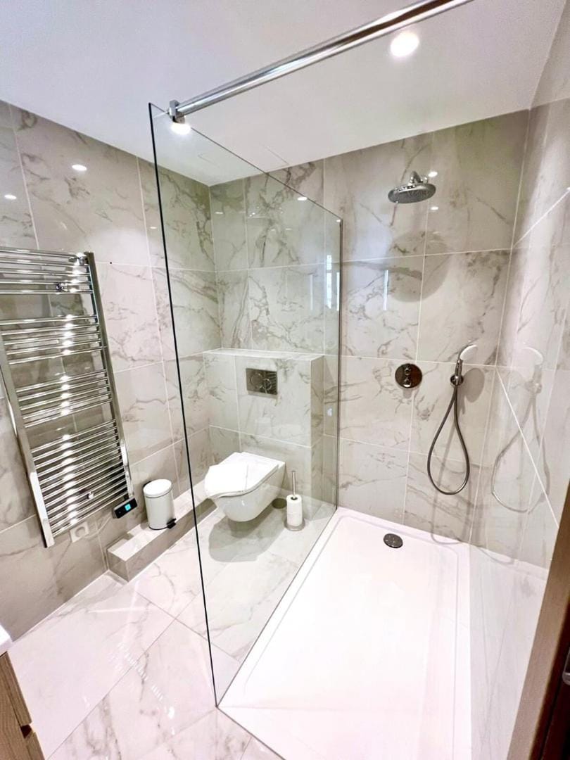 L'Elégance Rue d'Antibes - Palais & Plages - 200 m Croisette - Parking privé - Clim - Wifi Apartment in Cannes