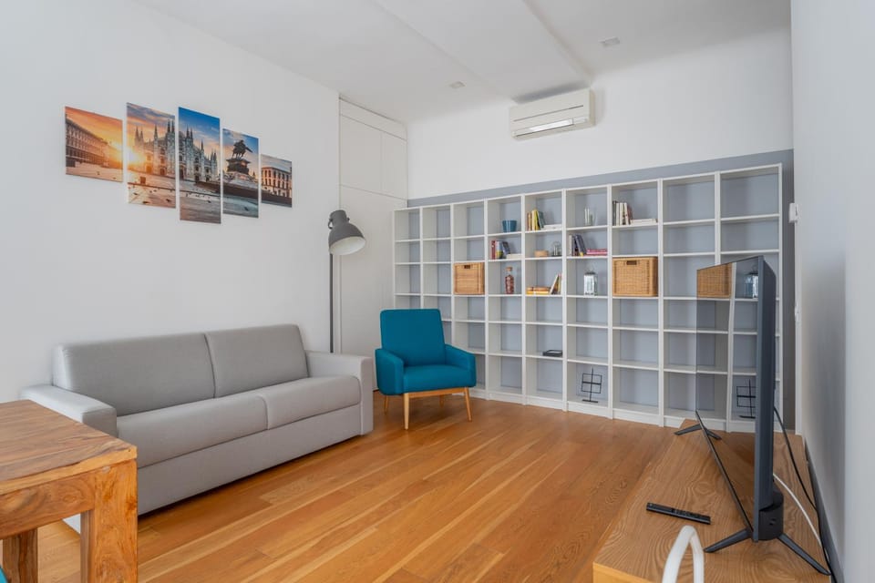 TV and multimedia, Living room, air conditioner