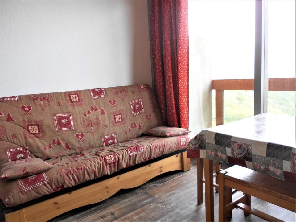 Appartement lumineux au pied des pistes avec WIFI gratuit - FR-1-267-253 Apartment in Villarembert
