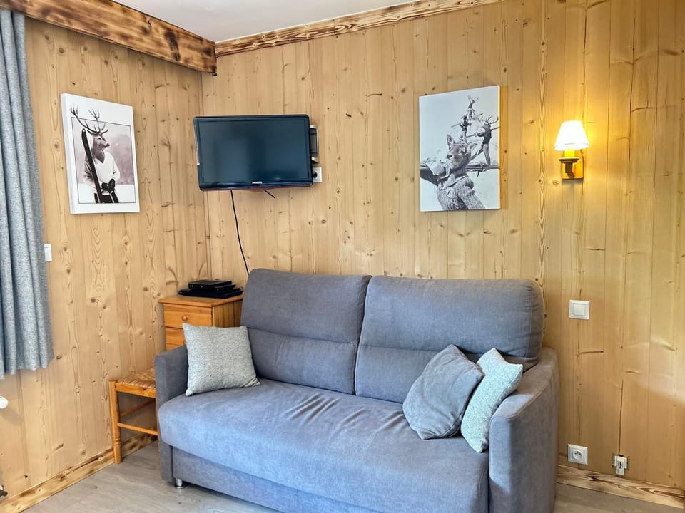 Studio rénové aux pieds des pistes des Chavannes, cœur de station, balcon, 4 couchages - FR-1-623-260 Apartment in Les Gets
