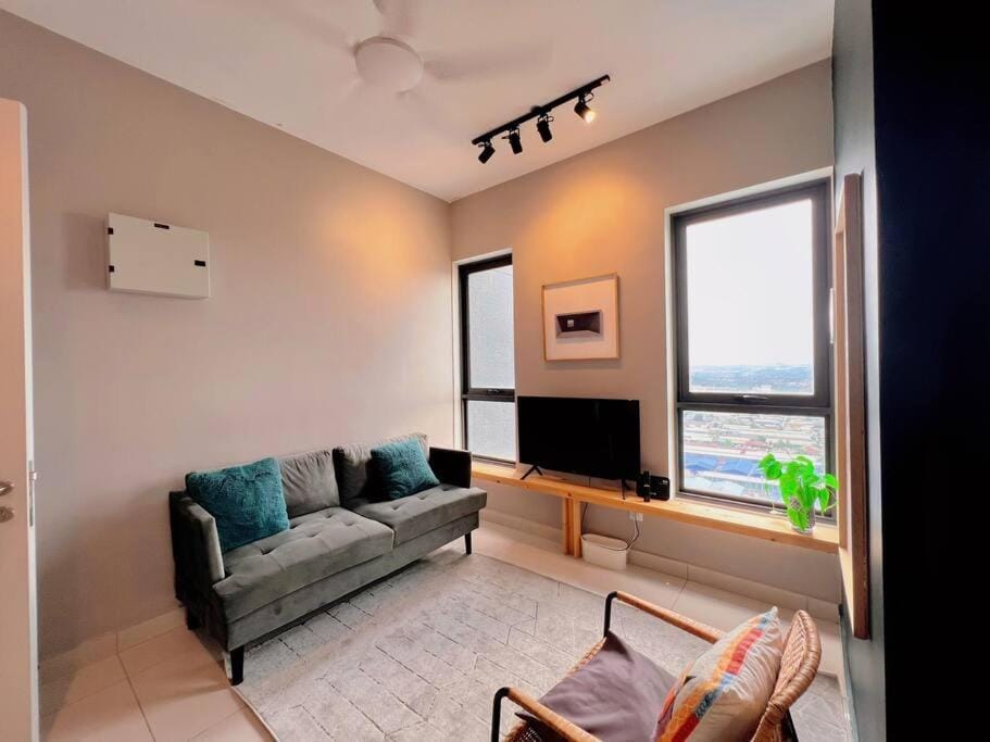 Communal lounge/ TV room, TV and multimedia, Living room, Seating area