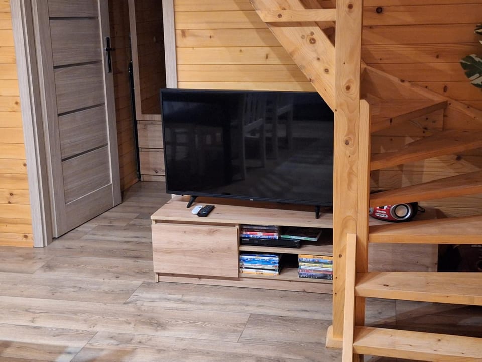 TV and multimedia, Evening entertainment