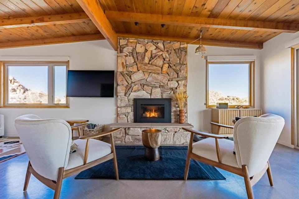 Park Place - Closest Cabin To Joshua Tree Park Cabin in Southern California