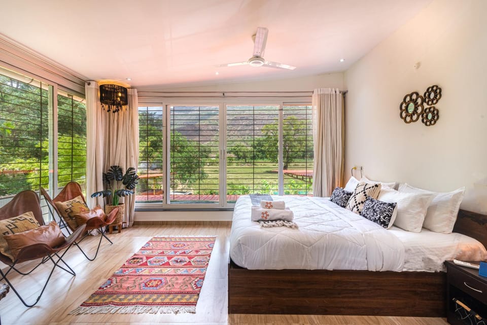 Bed, Garden, View (from property/room), Balcony/Terrace, Photo of the whole room, Seating area, Bedroom, Garden view