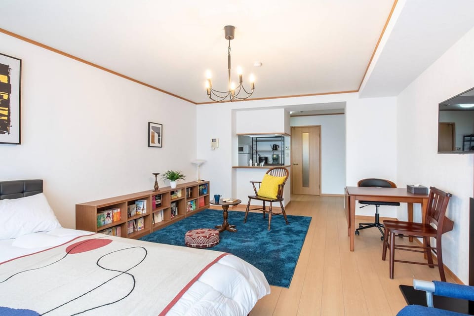 Bed, Living room, Seating area, Dining area, Bedroom