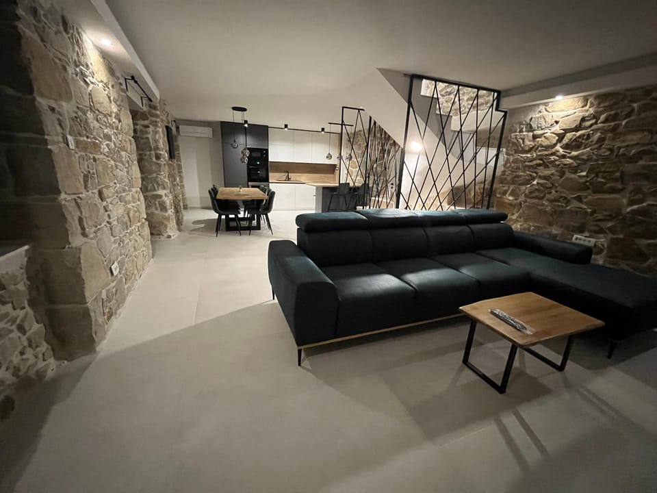 Living room, kitchen