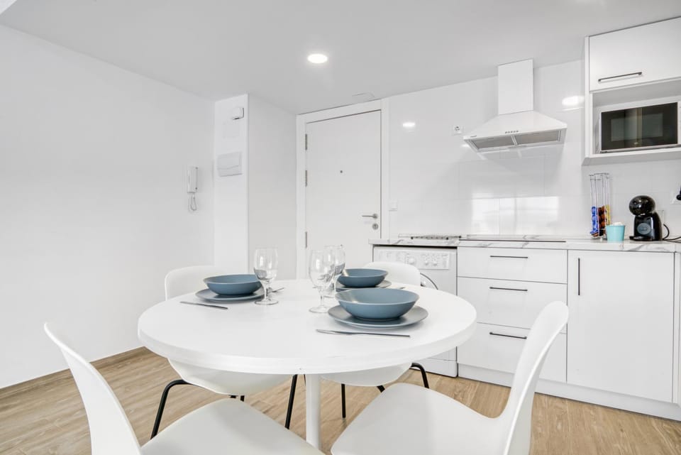 Property building, Kitchen or kitchenette, Living room
