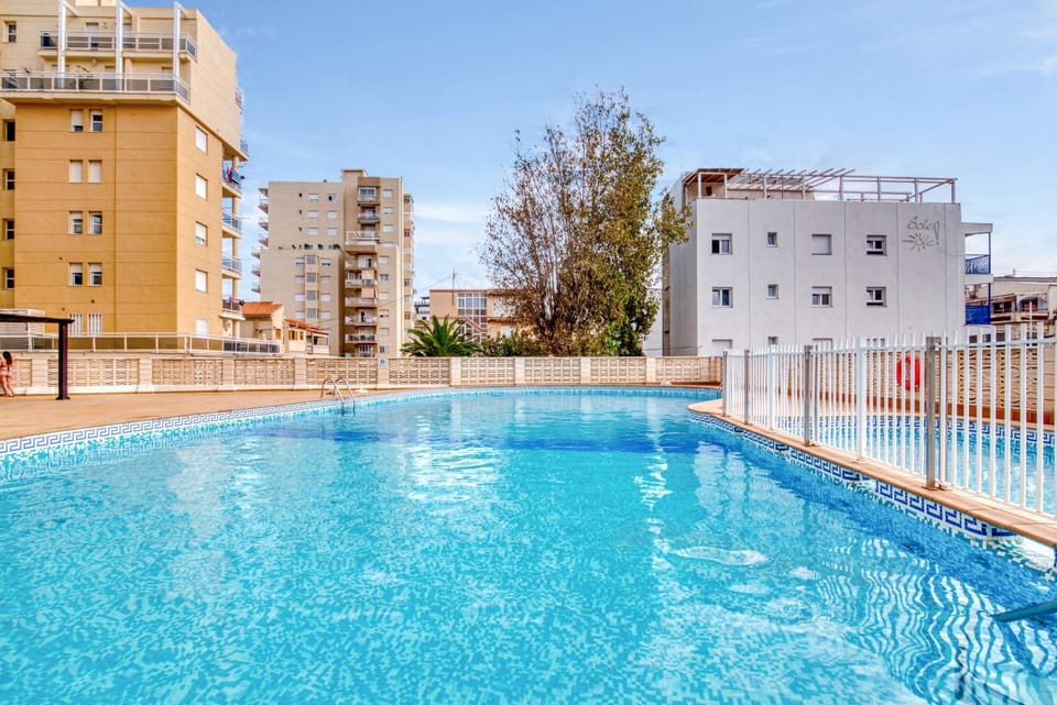 Property building, Swimming pool