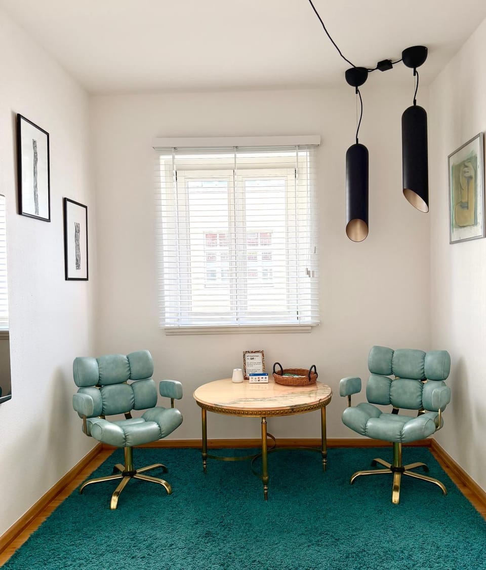 Seating area