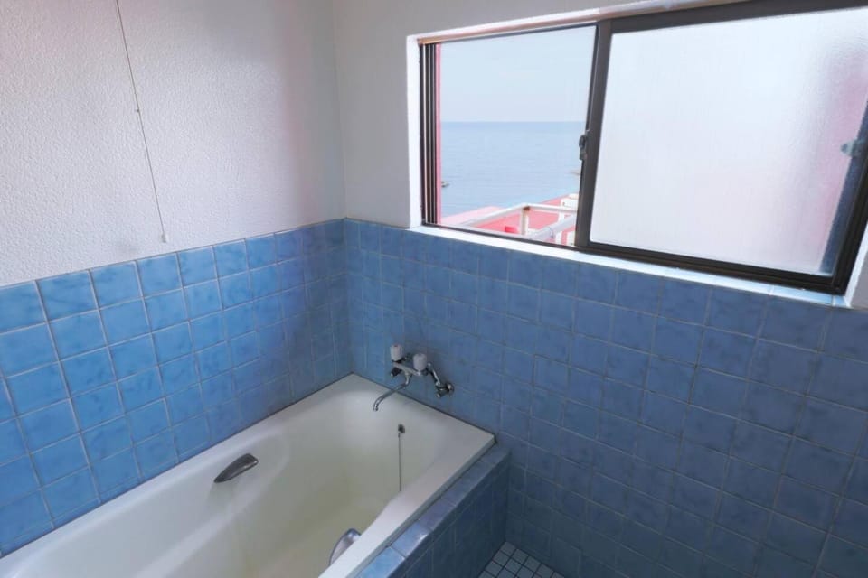Bathroom, Bath