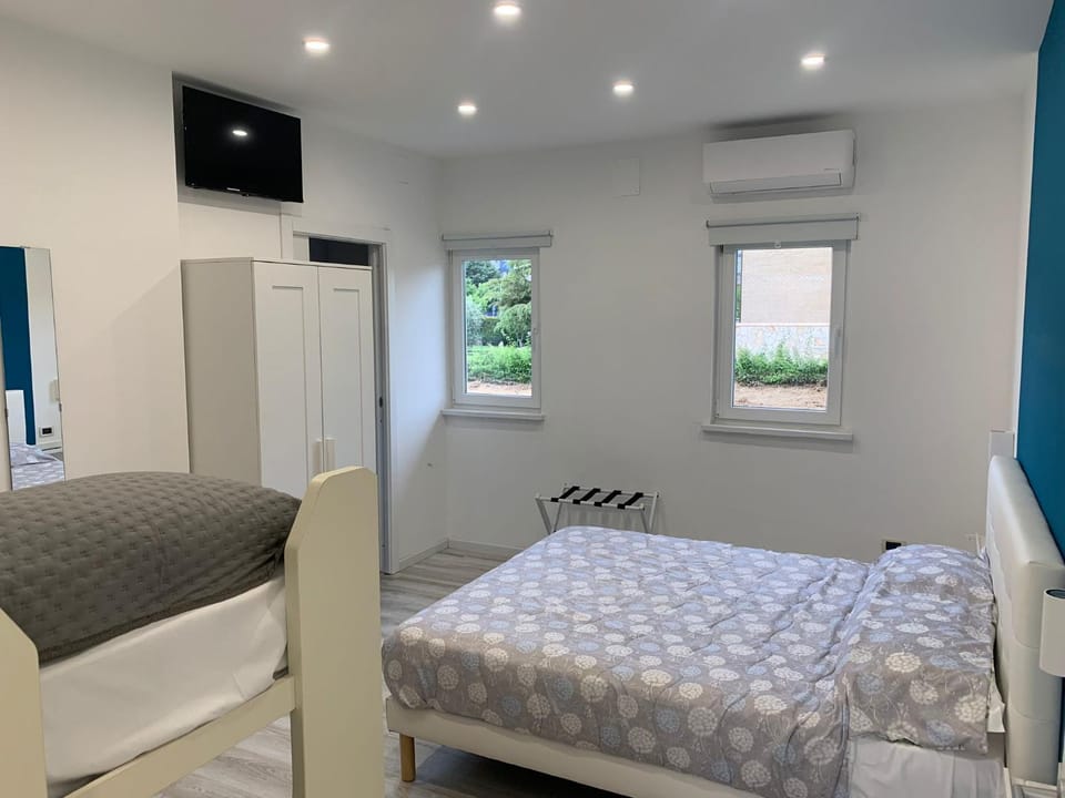 La Bussola Airport Affitta Camere Bed and Breakfast in Pescara