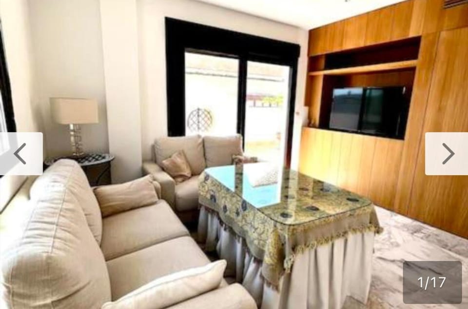 Ático céntrico con terraza privada y plaza de garaje Apartment in Sanlúcar de Barrameda