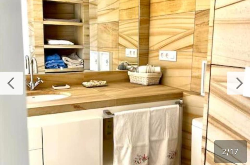 Ático céntrico con terraza privada y plaza de garaje Apartment in Sanlúcar de Barrameda