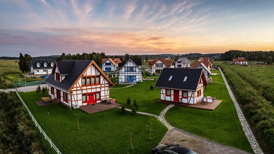 Property building, Neighbourhood, Natural landscape, Activities, Children play ground, Fishing, Garden, Horse-riding, Snorkeling, Beach, Windsurfing, Canoeing, Hiking, Cycling, Cycling, Diving, Garden view, Sports, dishwasher