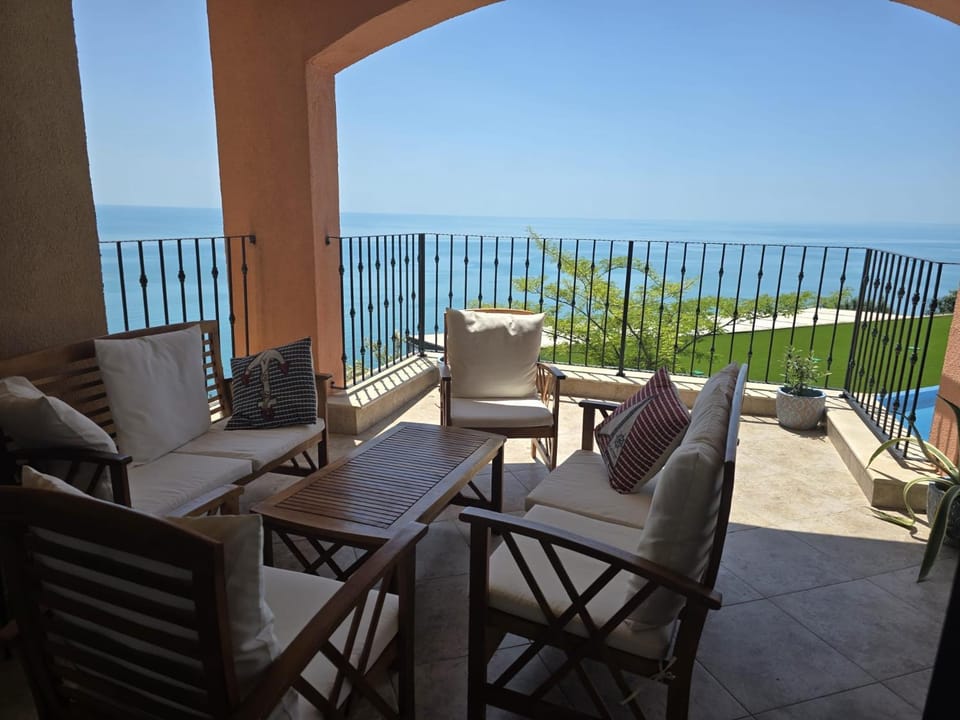 Star del Mar the amazing seafront view Kaliakria Resort Apartment in Dobrich Province, Bulgaria