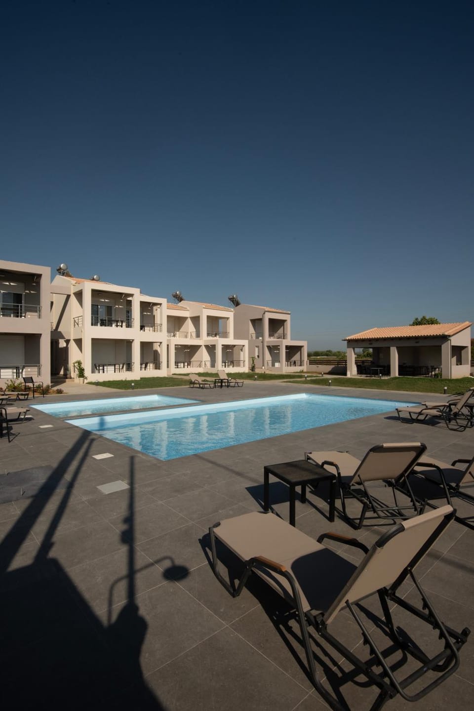 Garden, Swimming pool