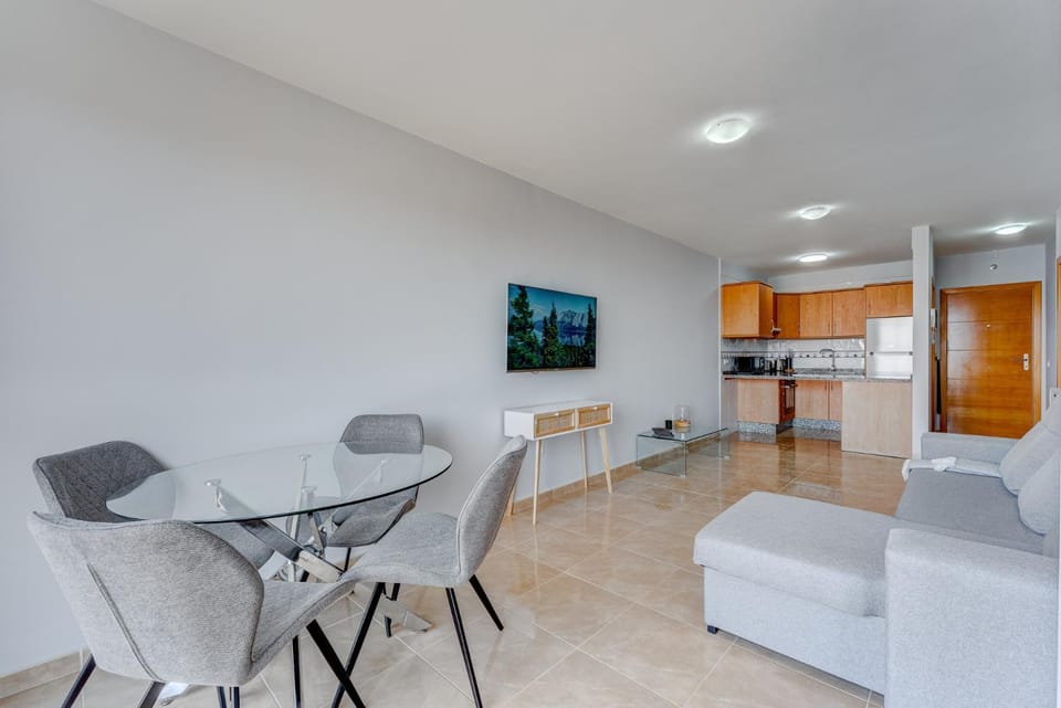 Stunning sea view in Los Abrigos Apartment in Abona
