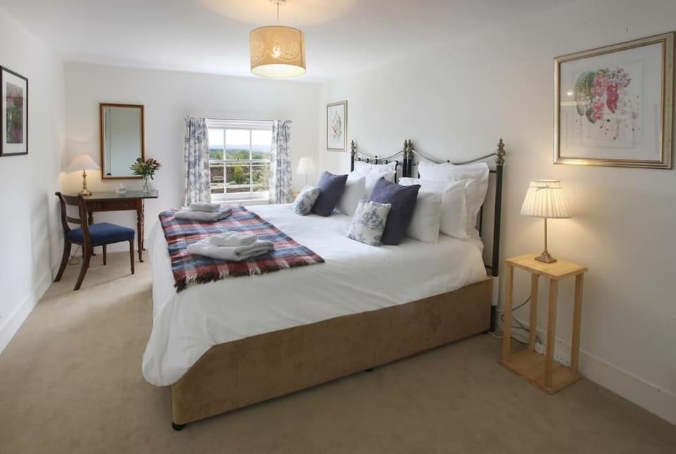 Castle Cottage, Wadhurst House in Rother District