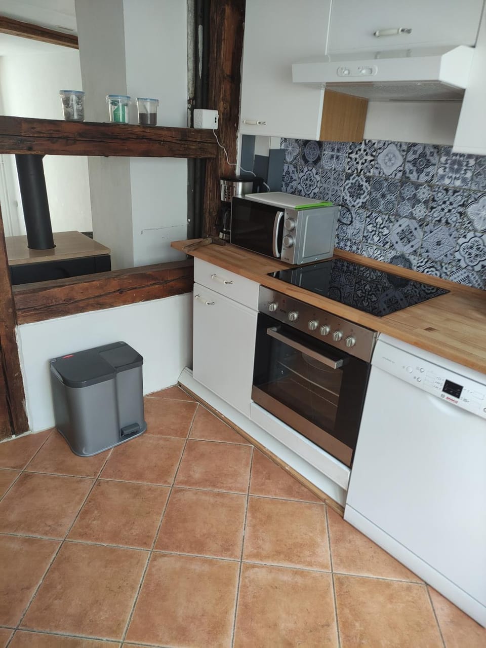 Kitchen or kitchenette, dishwasher, stove, kitchen