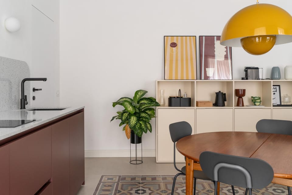 Kitchen or kitchenette, Living room, Dining area