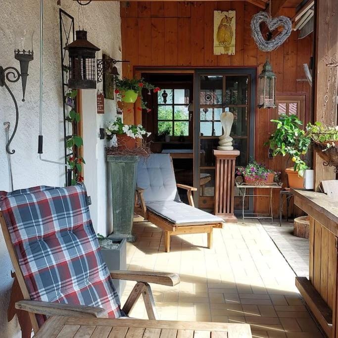 Seating area