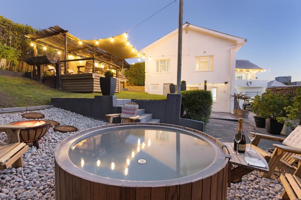 Sea View Hilltop Villa, Blouberg Villa in Cape Town