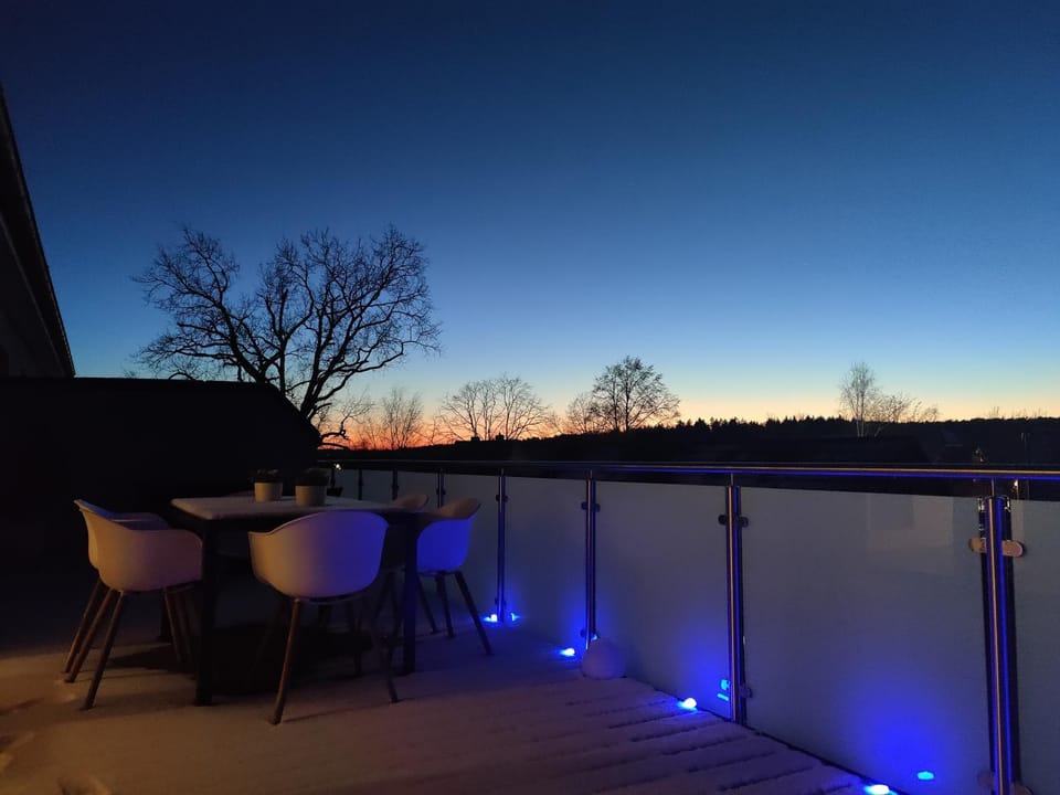 Night, View (from property/room), Balcony/Terrace, Balcony/Terrace, Seating area, Dining area
