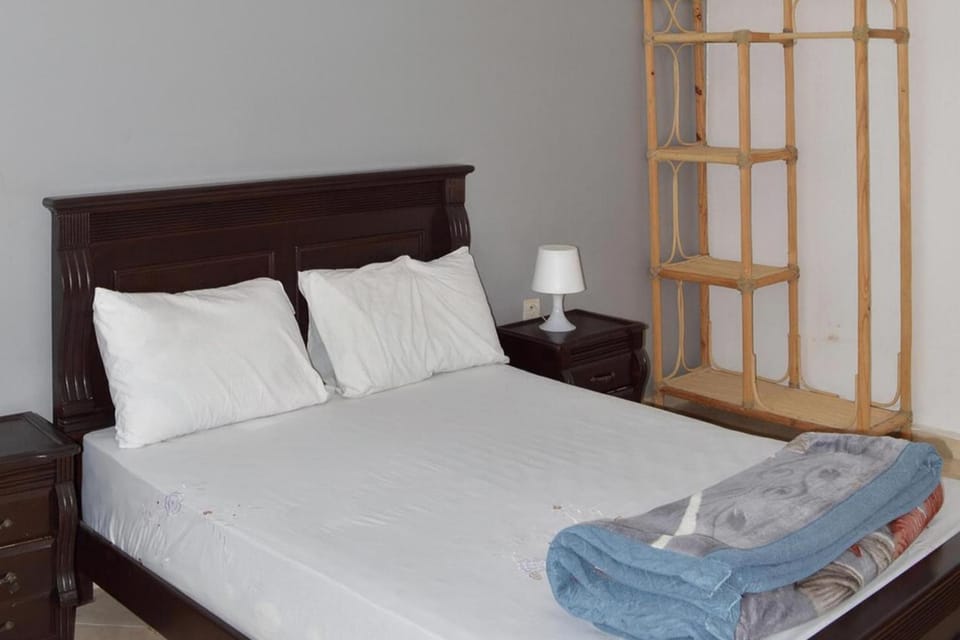 1Bed Apt Sleeps 4 - Free Parking Wifi Near Beach Apartment in Souss-Massa