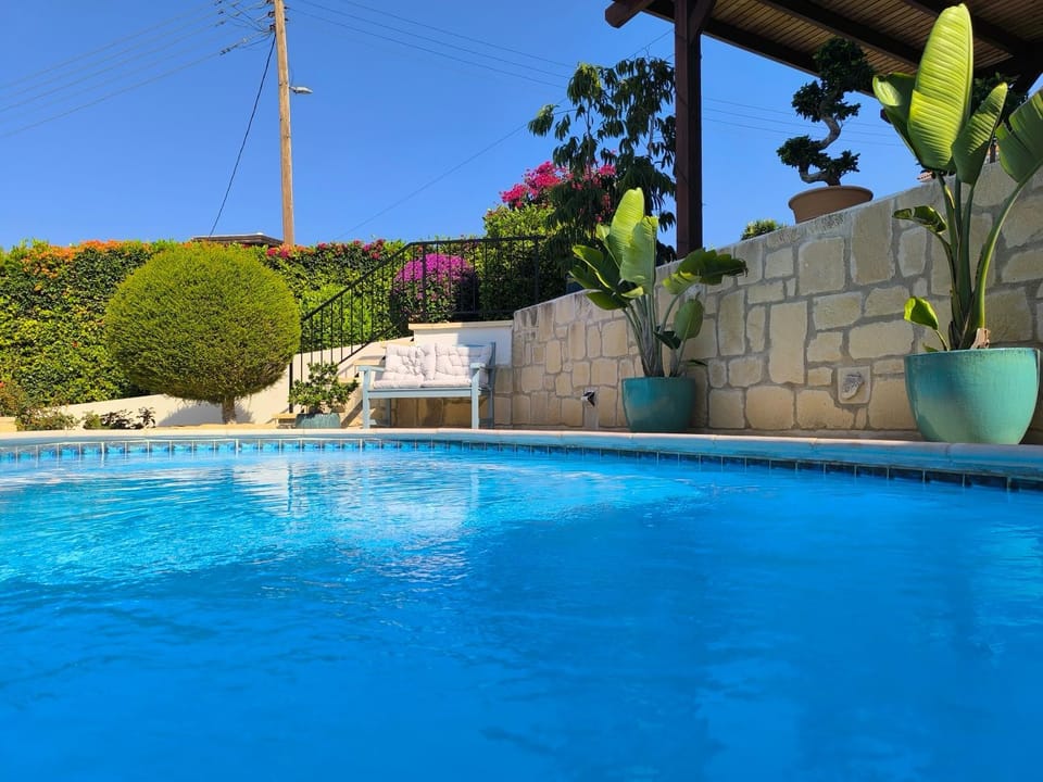 Villa Best Holiday Sea View Private Pool near Coral Bay with Garden and BBQ Villa in Peyia