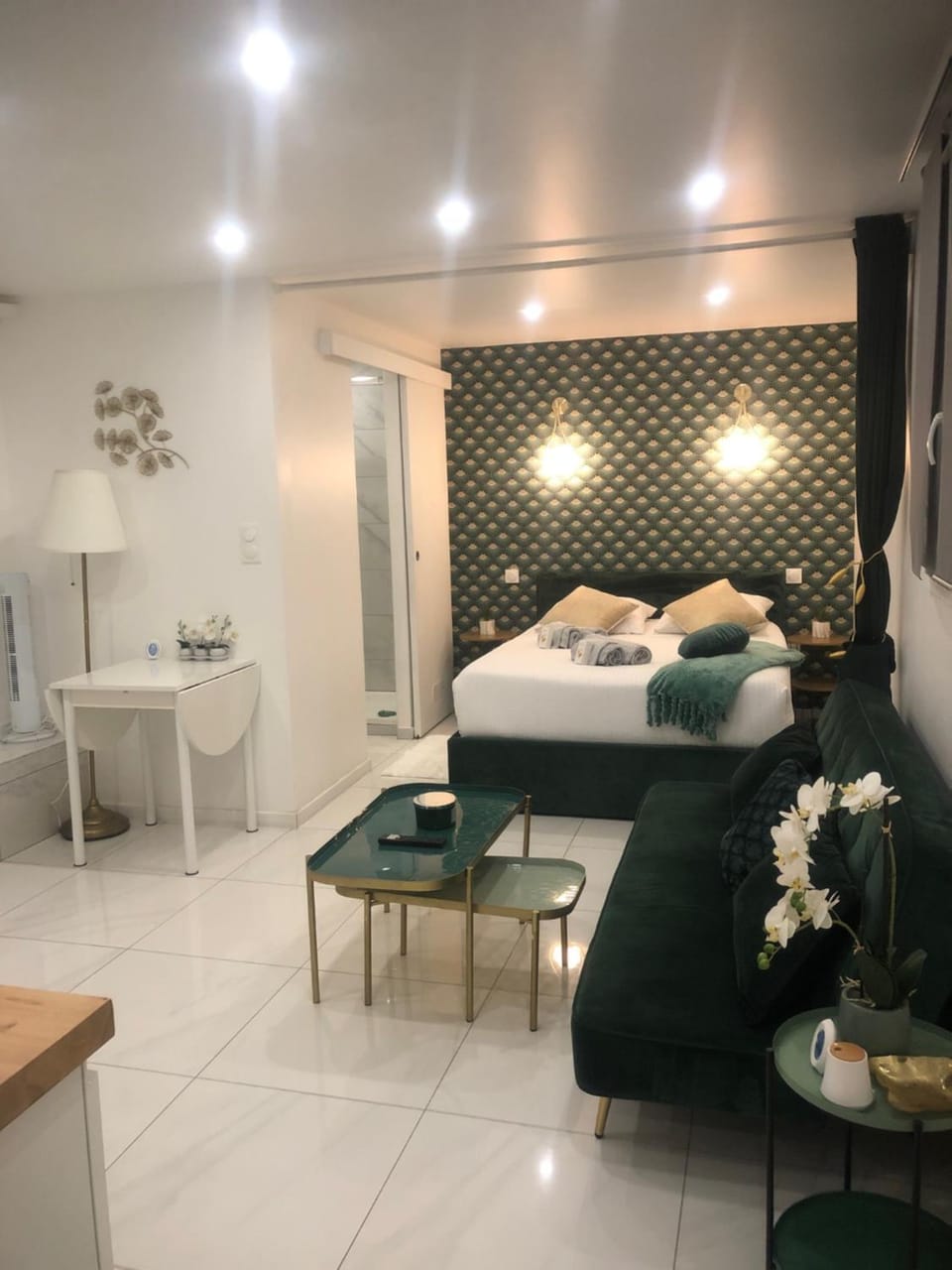 MELANIE - Emerald serenity in Nanterre Apartment in Suresnes