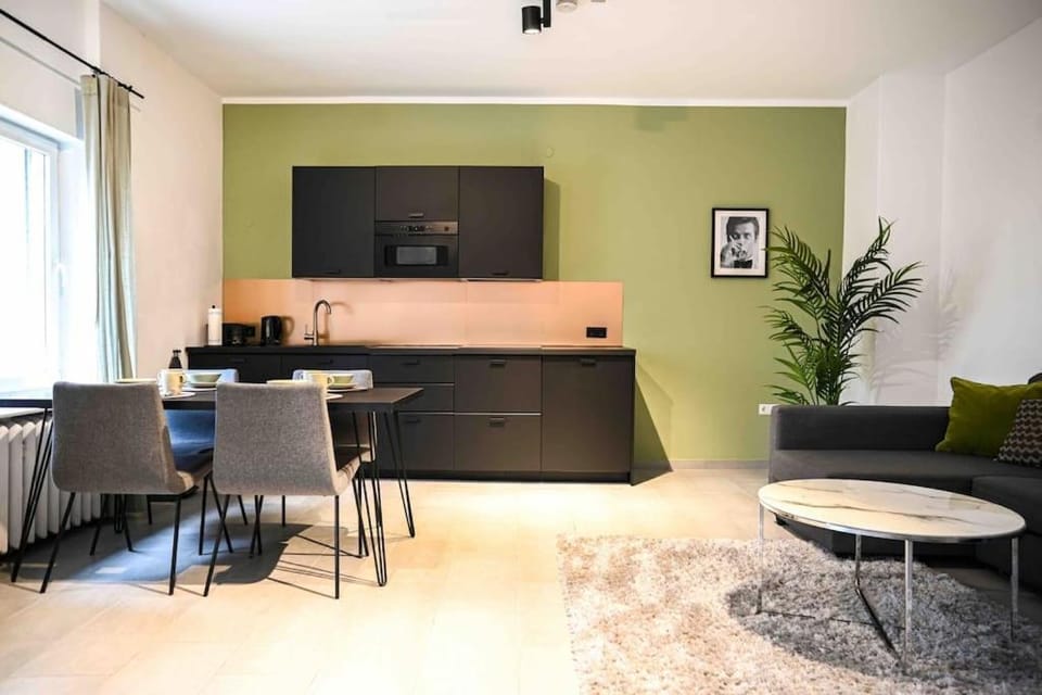 Moderne Wohnung in Ruhiger Umgebung nahe Messe Apartment in Berlin