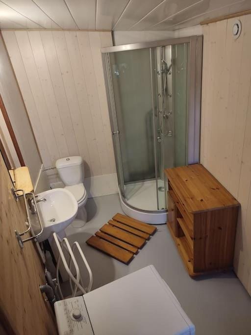 Petit mazot à la montagne pour 2 personnes House in Haute-Savoie