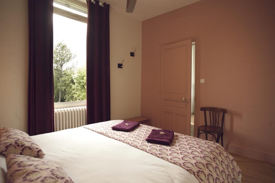 Bedroom, Garden view