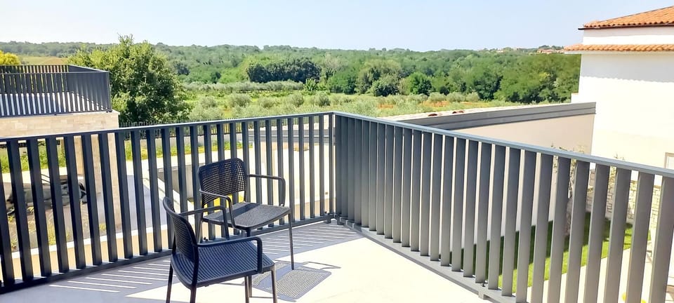 Day, Garden, View (from property/room), Balcony/Terrace, Balcony/Terrace