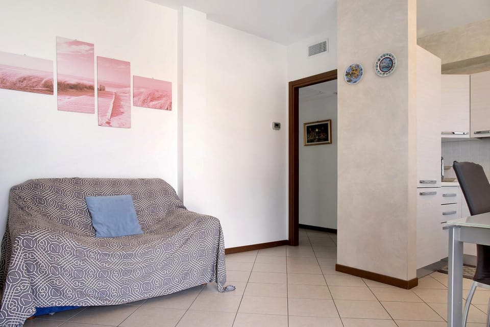 Living room, Bedroom