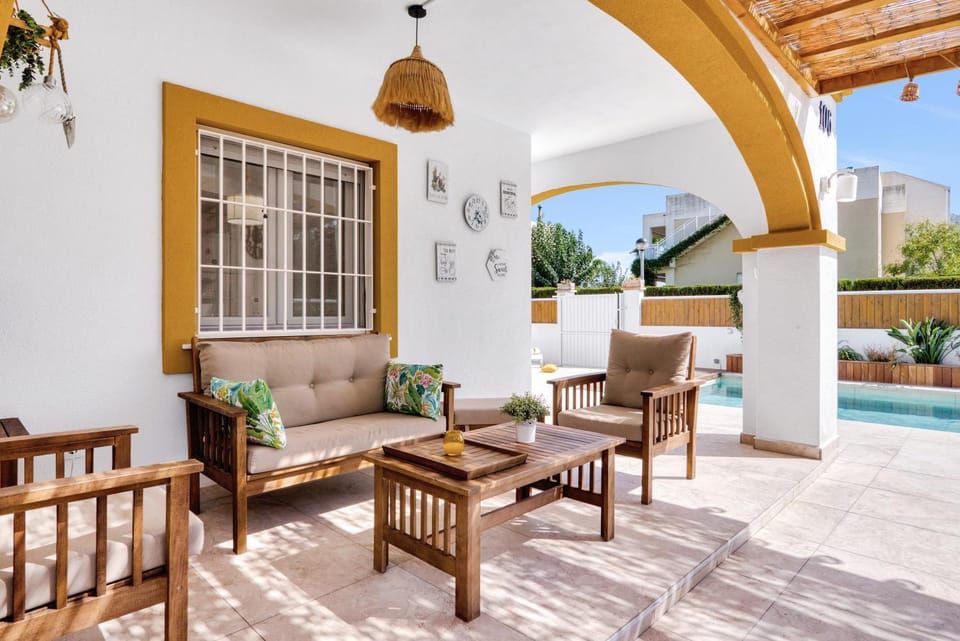 Property building, Living room