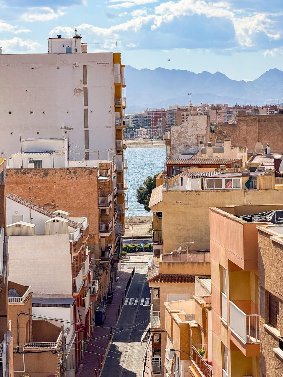 City view, Sea view, Street view