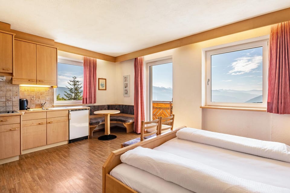 Property building, Living room, Bedroom