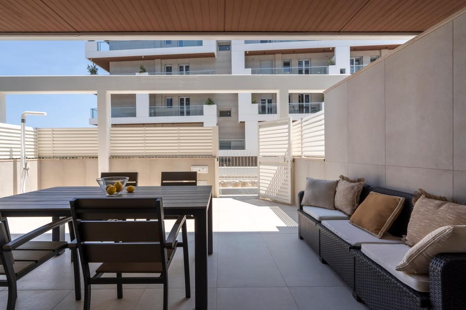 Patio, Day, View (from property/room), Balcony/Terrace, Dining area