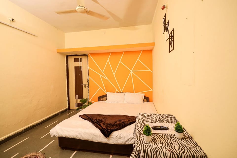Bed, TV and multimedia, Bedroom, air conditioner