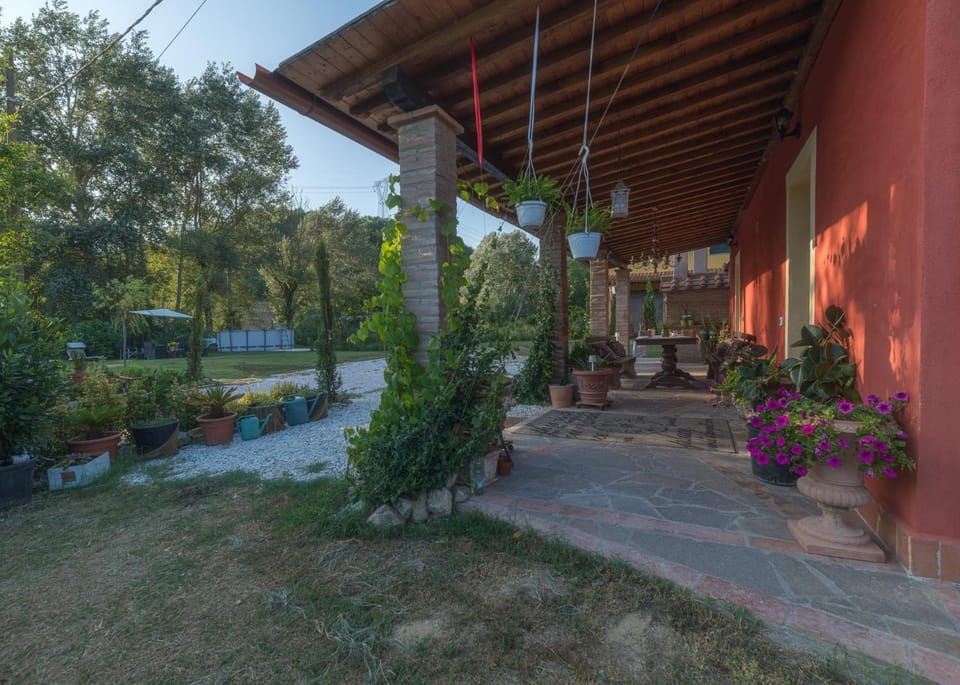 La Casa Rossa Bed and Breakfast in Tuscany