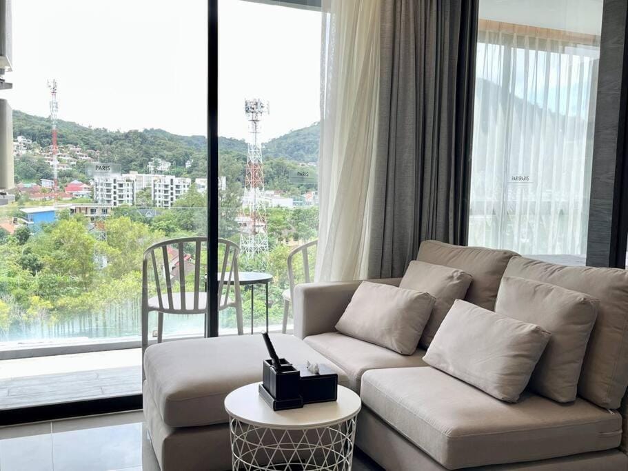 Kamala Beach P55 Exclusive Junior Suite Apartment in Kamala