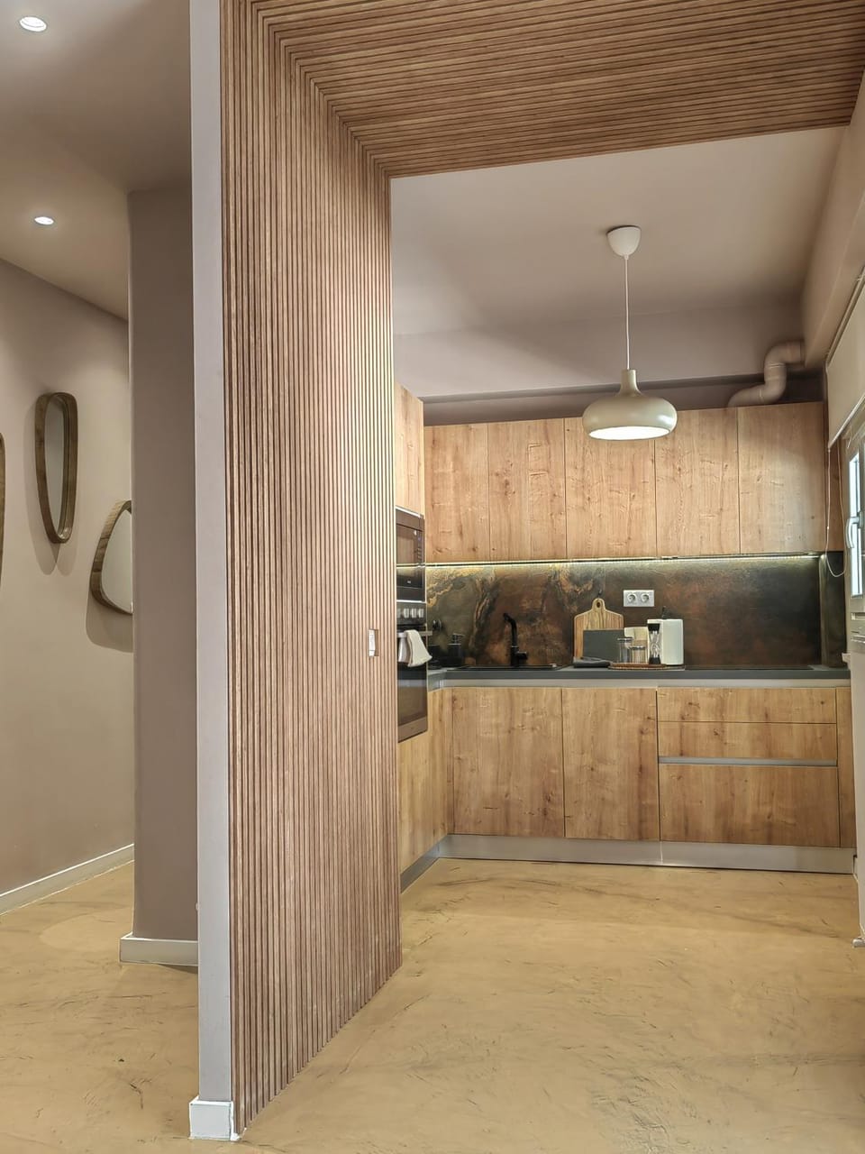 Kitchen or kitchenette, kitchen