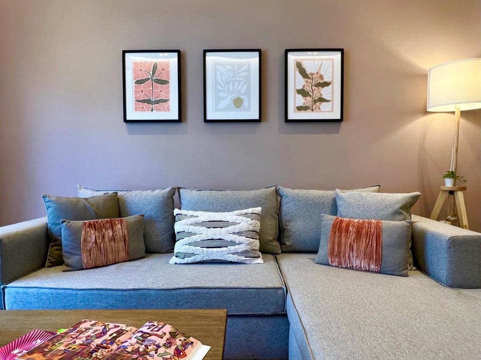 Communal lounge/ TV room, Living room