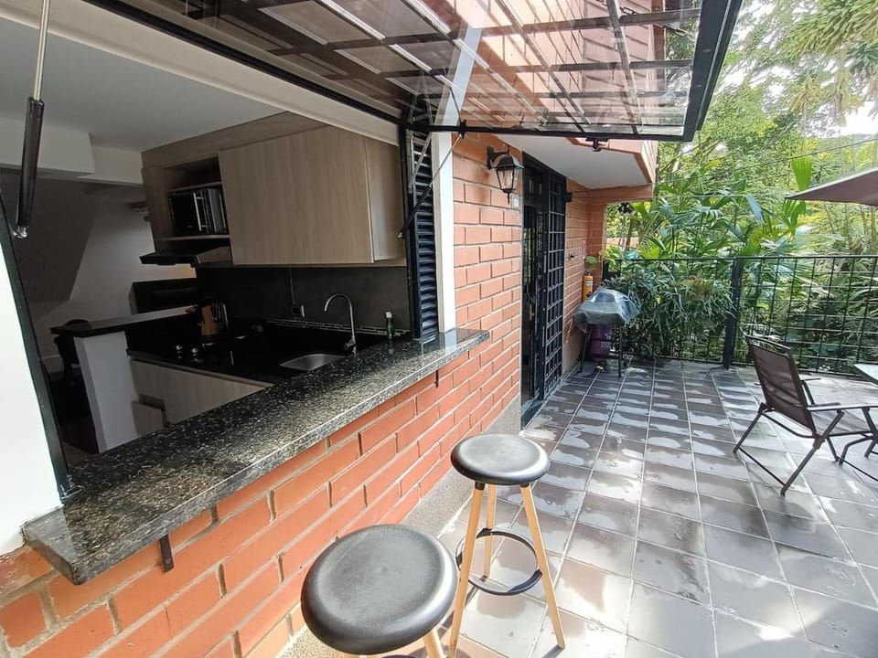 Patio, Kitchen or kitchenette