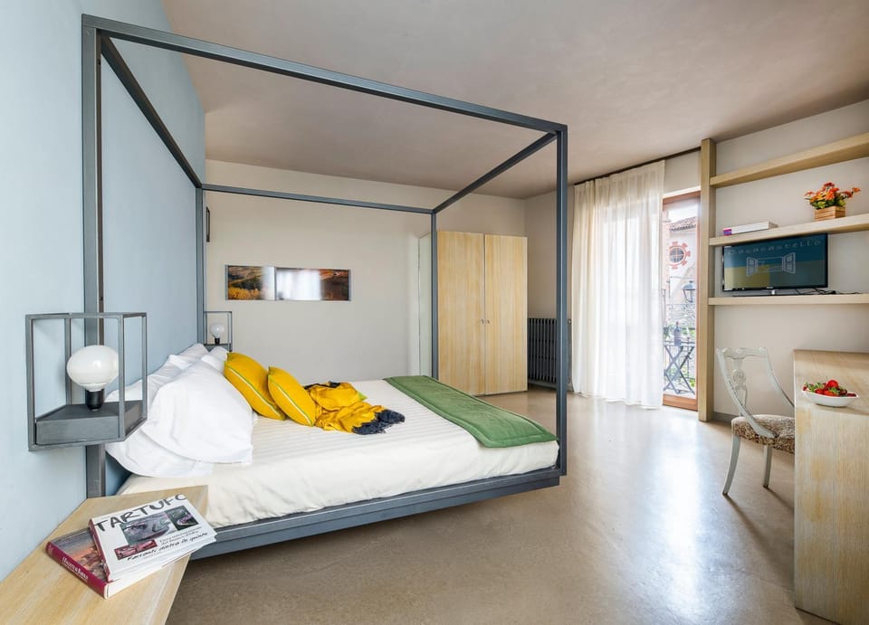 TV and multimedia, Bedroom