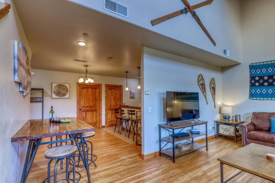 191 Talisman Dr D202 ("Hot Springs Hideaway") House in Pagosa Springs