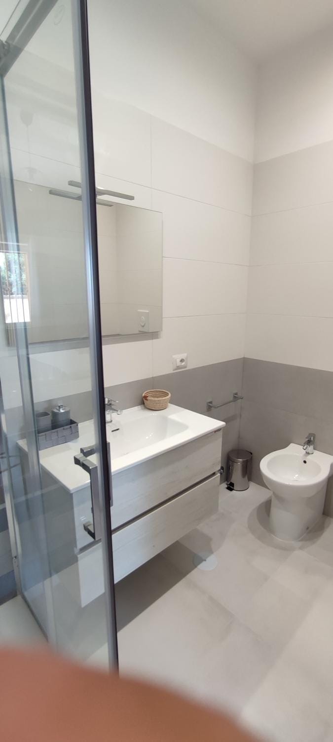Shower, Toilet, Bathroom, Bath, bidet