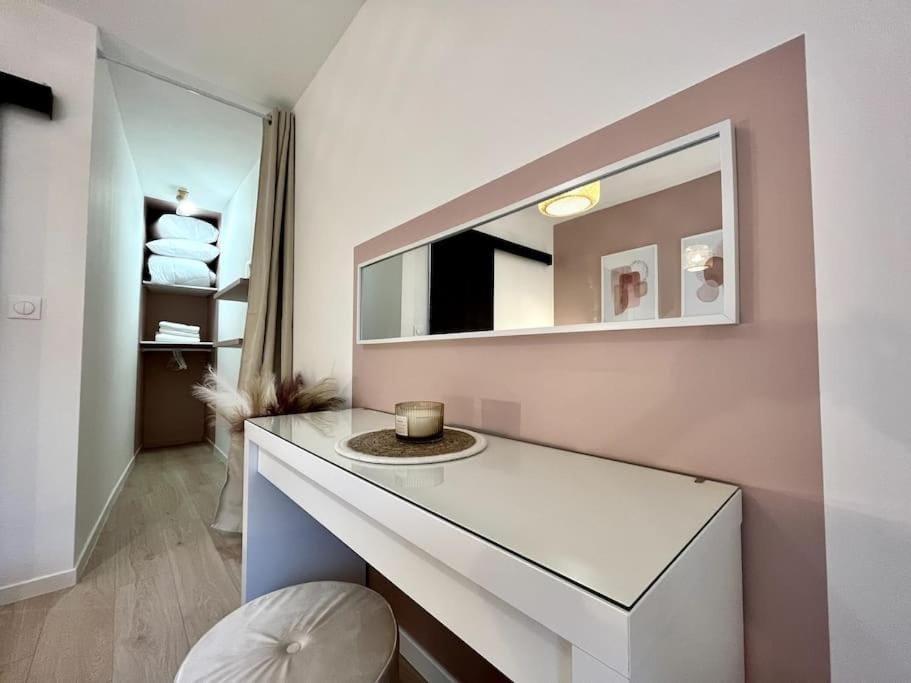 Superbe appartement au Centre ville/Balcon Apartment in Valence